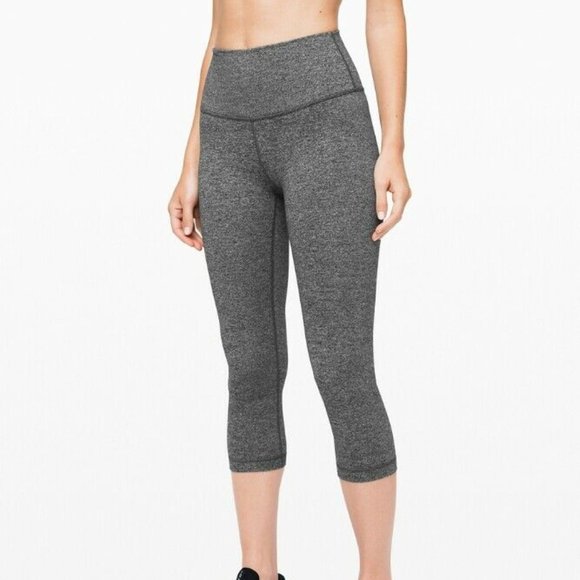 lululemon athletica Pants - Lululemon Wunder Under High-Rise Crop Pants H10900